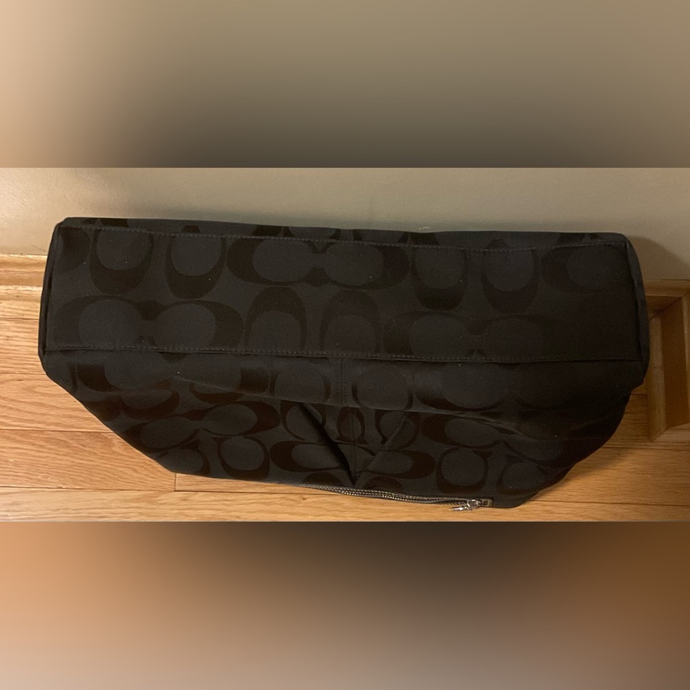 EUC!! COACH Tote/Handbag With Dustbag! - Picture 7 of 15